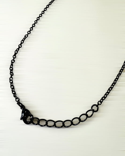 3 Circle : Eggshell, Orange & White Textured Necklace